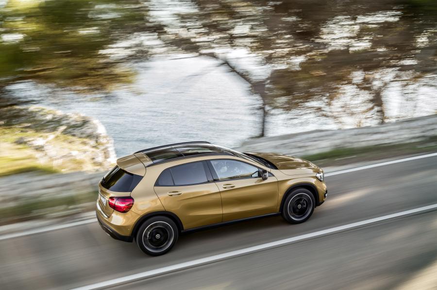  Mercedes-Benz GLA220 d 4Matic (X156) 2017 года  (WW) (фото 9 из 33)
